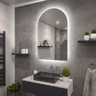 Badspiegel-mit-Rundbogen-und-Hintergrundbeleuchtung-F635L4B____8532_0